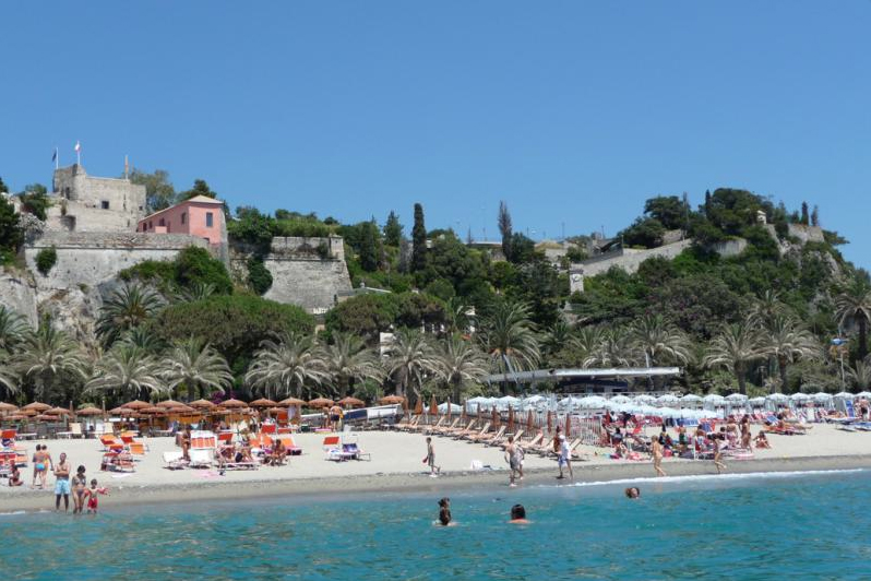 Finale Ligure Swimming